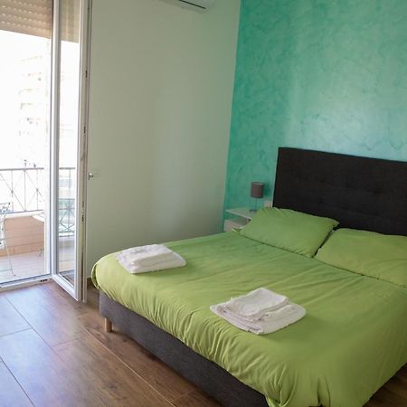 B&B Pietre Preziose Salerno Bagian luar foto