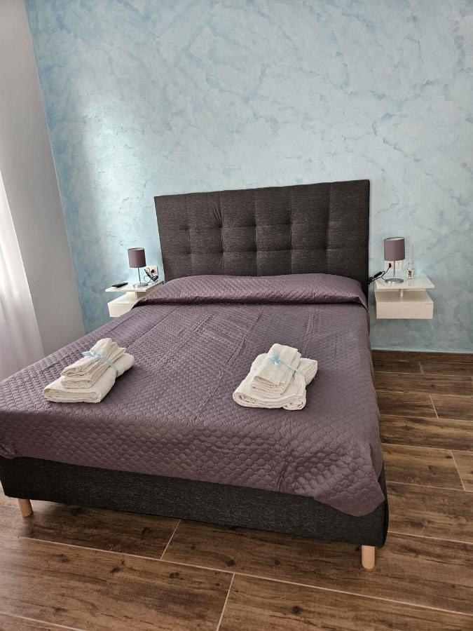 B&B Pietre Preziose Salerno Bagian luar foto
