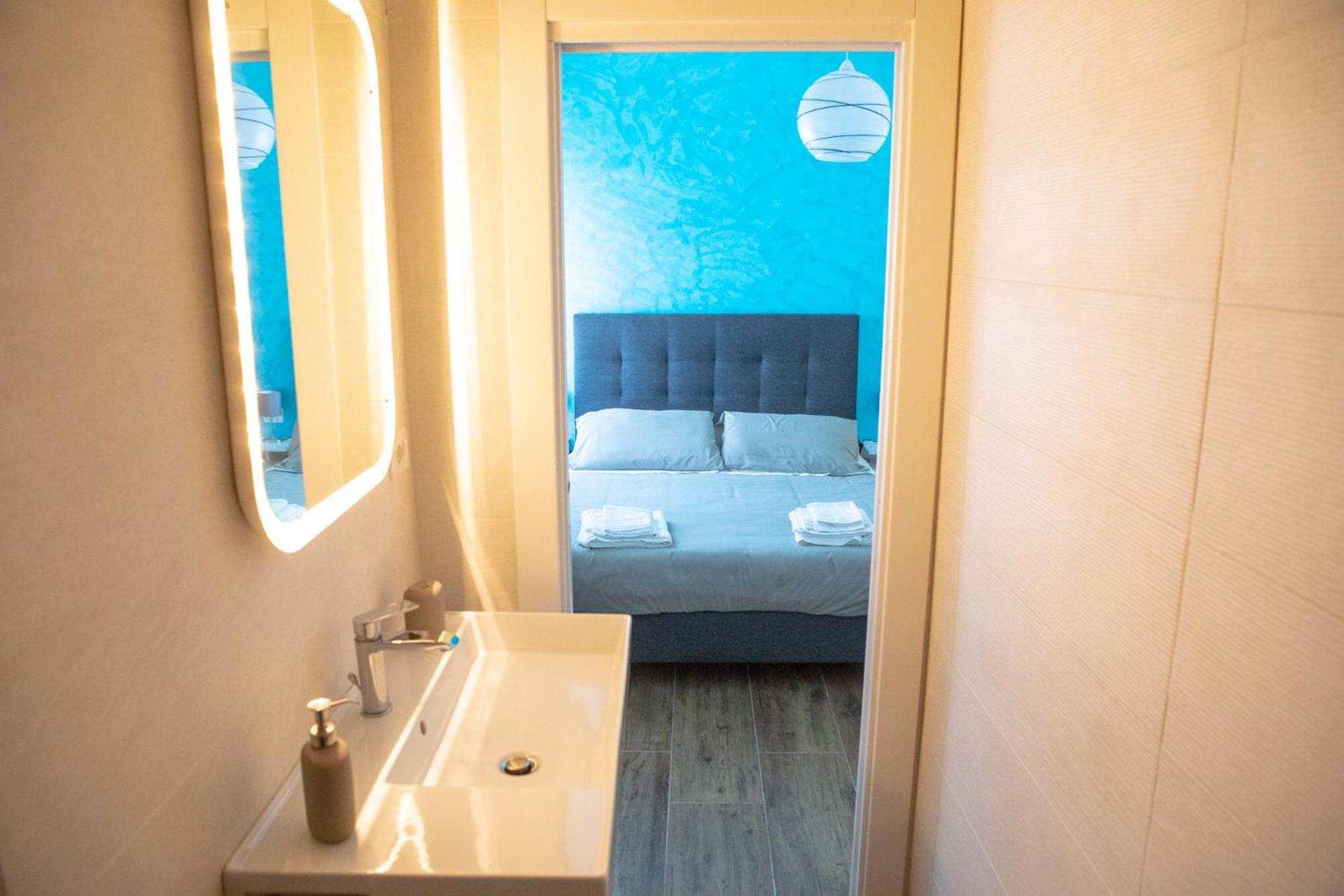 B&B Pietre Preziose Salerno Bagian luar foto