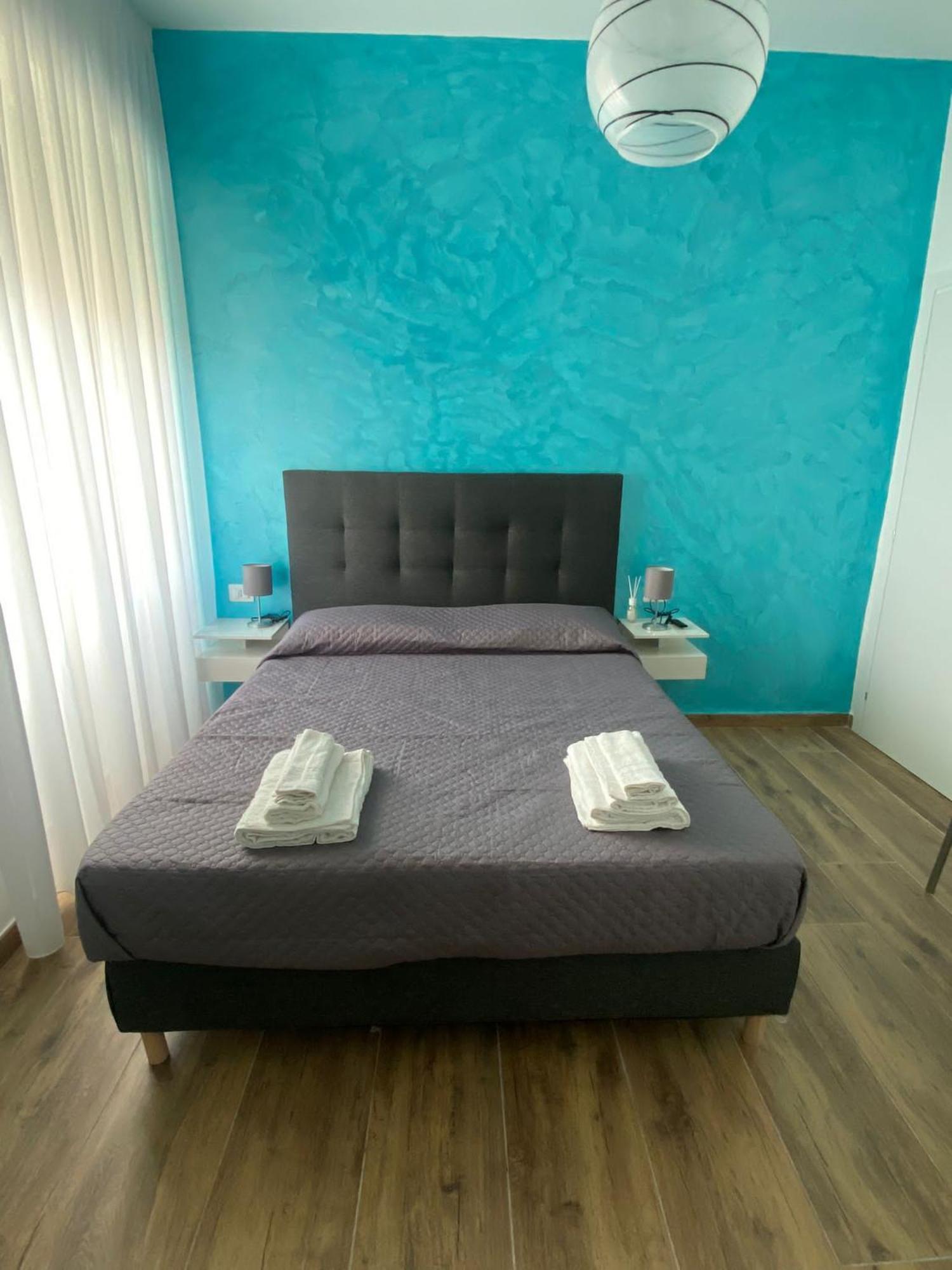 B&B Pietre Preziose Salerno Bagian luar foto